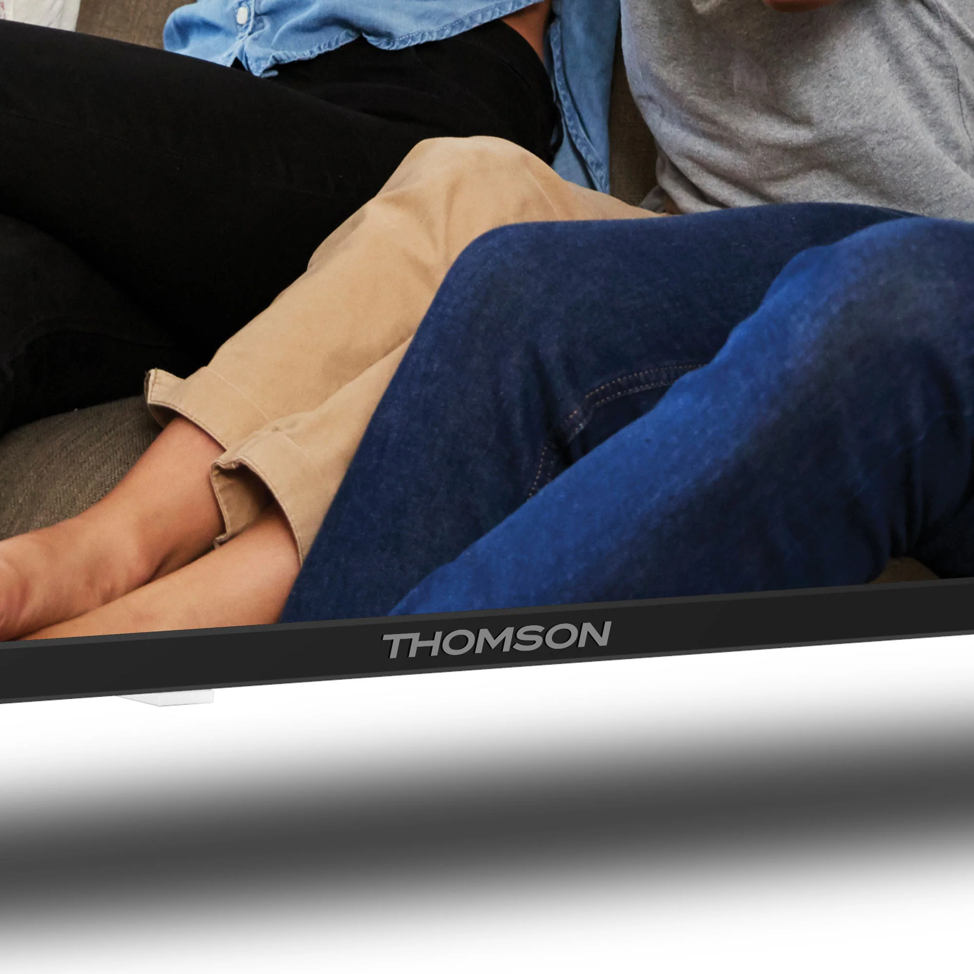 Google TV UHD Side Feet - Image 25