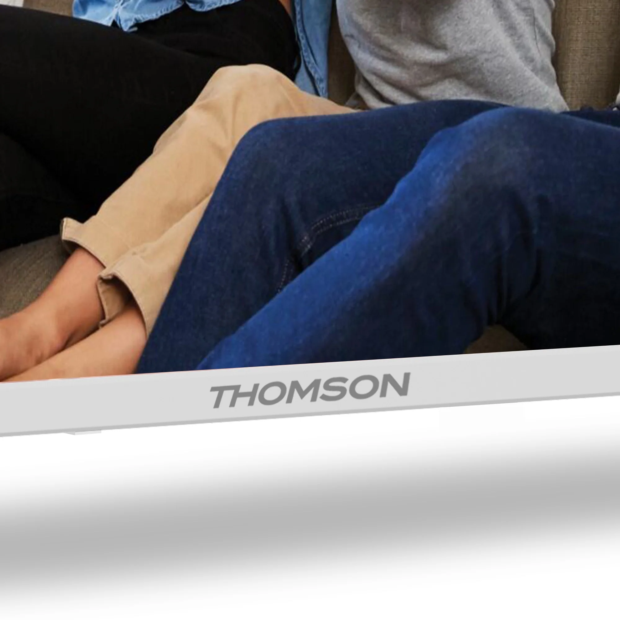 Google TV UHD Side Feet - Image 93